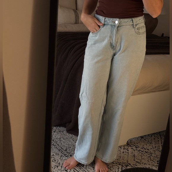 Frank and Oak Light Wash Jeans - Picture 5 of 5
